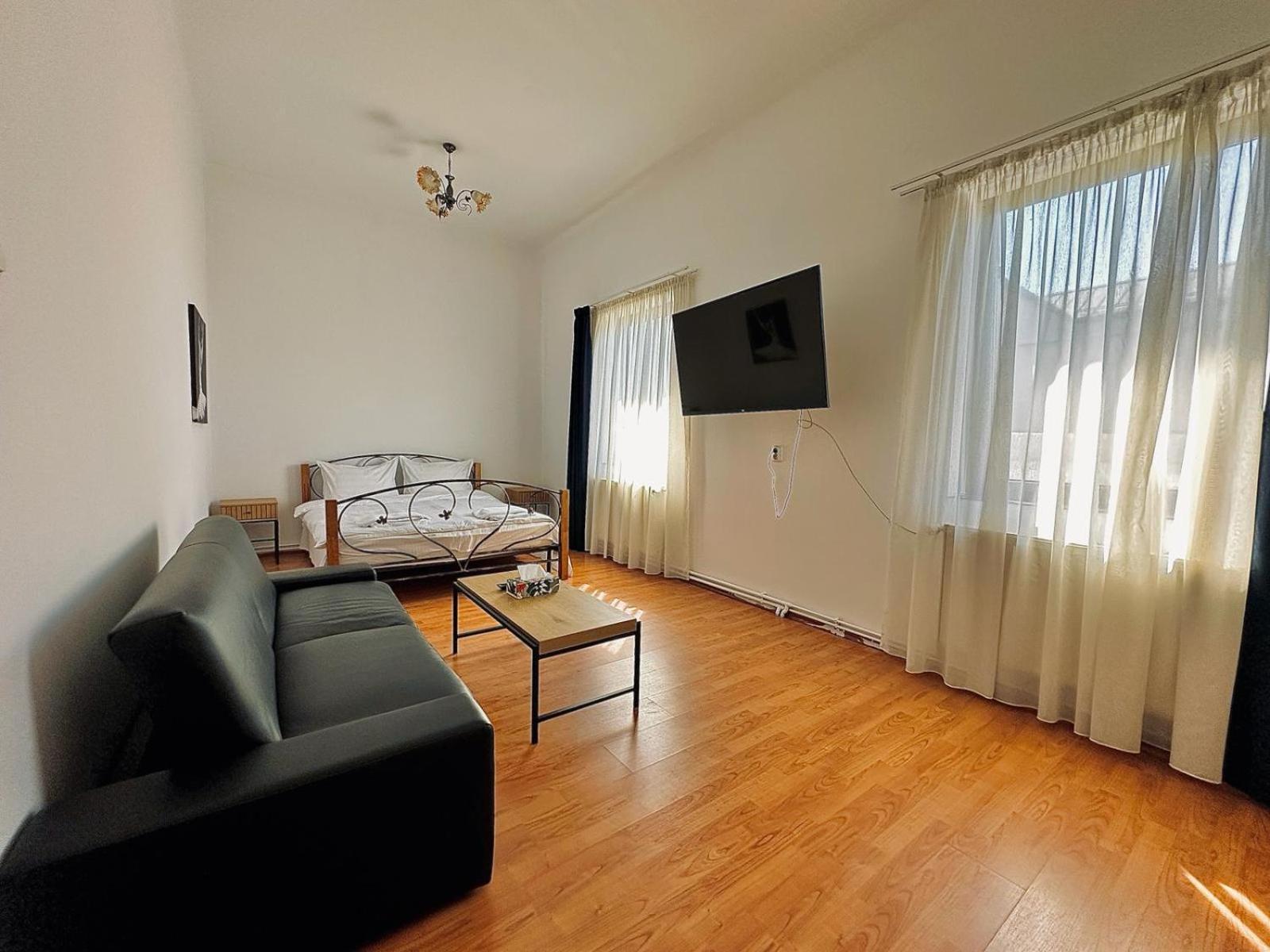 Gran Gala Motel Baia Mare Ngoại thất bức ảnh