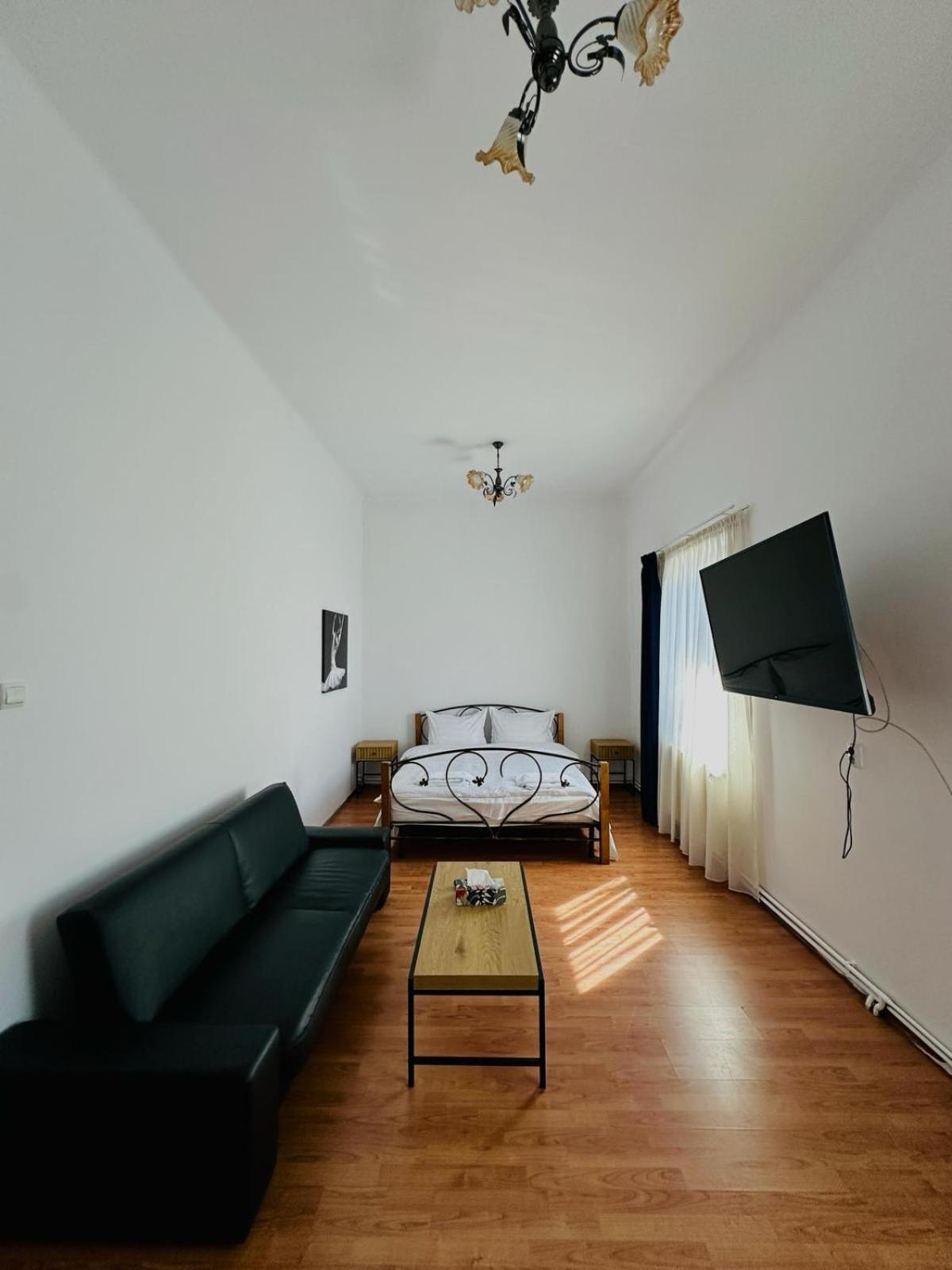 Gran Gala Motel Baia Mare Ngoại thất bức ảnh