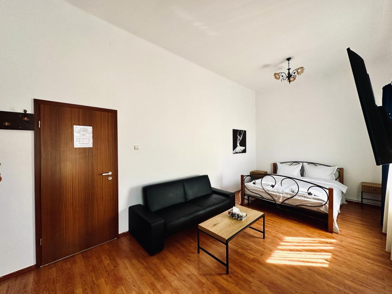 Gran Gala Motel Baia Mare Ngoại thất bức ảnh
